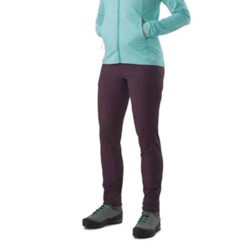 Arc'teryx Sabria Pants with matching beanie Dark Purple 2